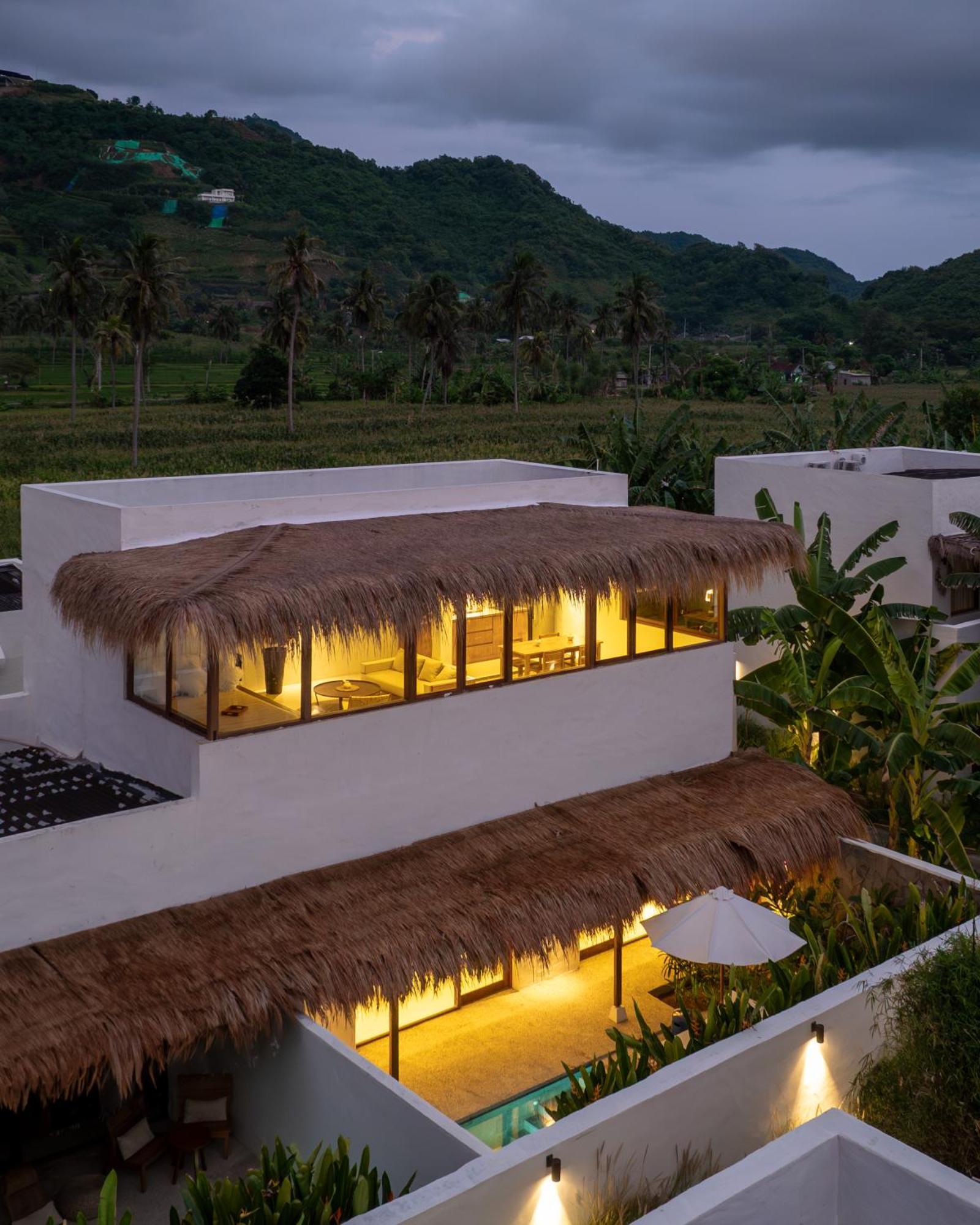 Amber Lombok Beach Resort Selong Belanak Dış mekan fotoğraf