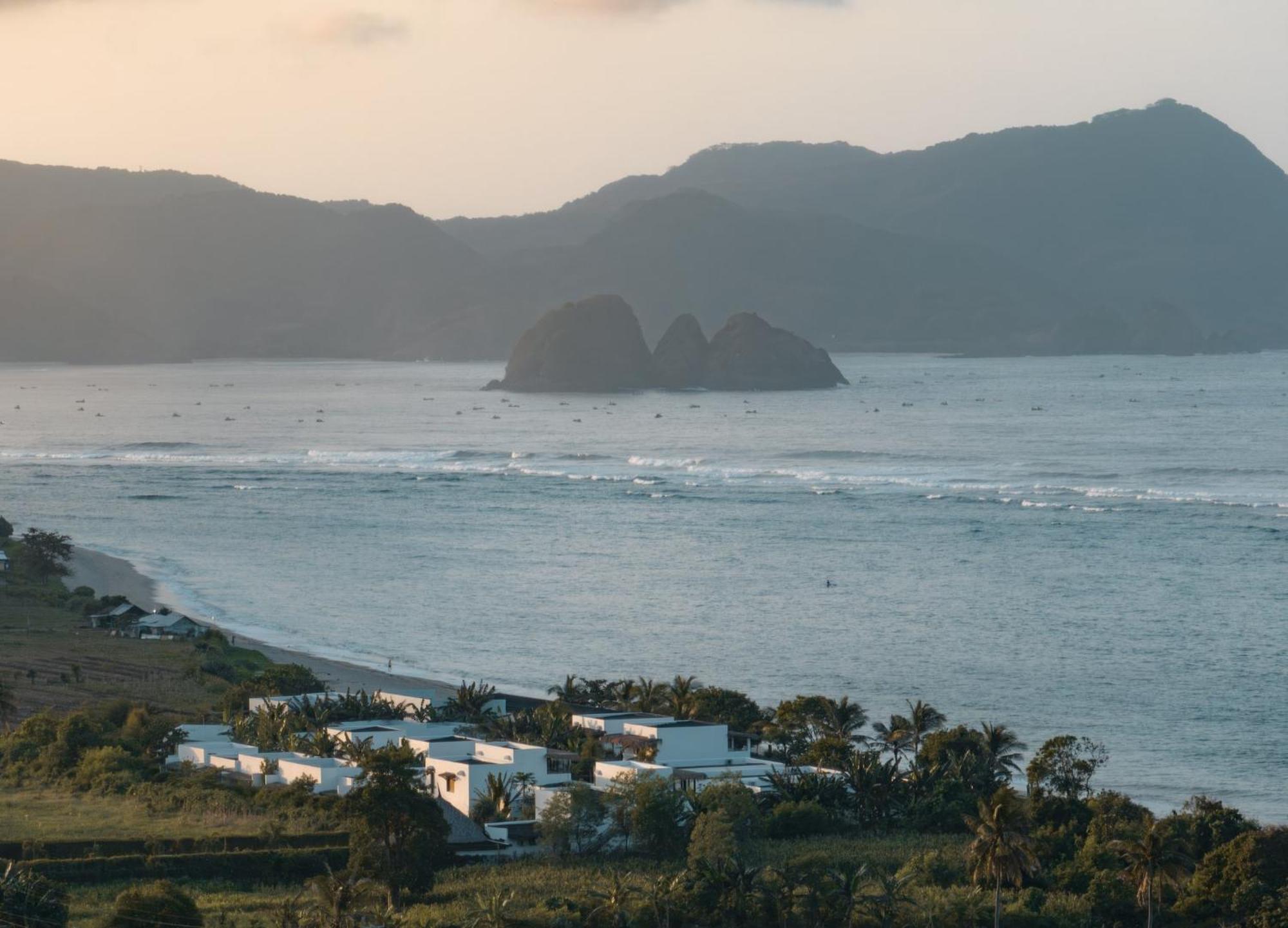 Amber Lombok Beach Resort Selong Belanak Dış mekan fotoğraf